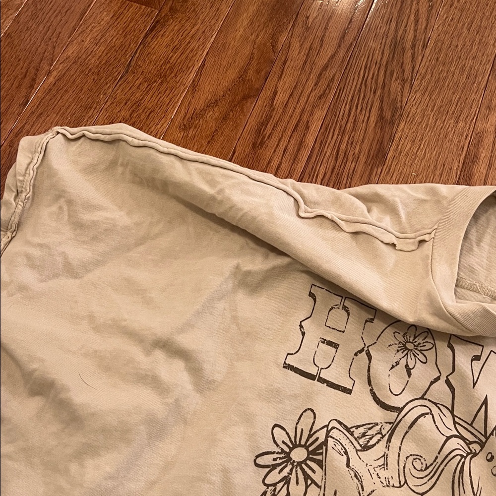 Forever 21 “Howdy Let’s Get Rowdy” Beige Short Sleeve T Shirt Women’s Medium - Picture 5 of 7